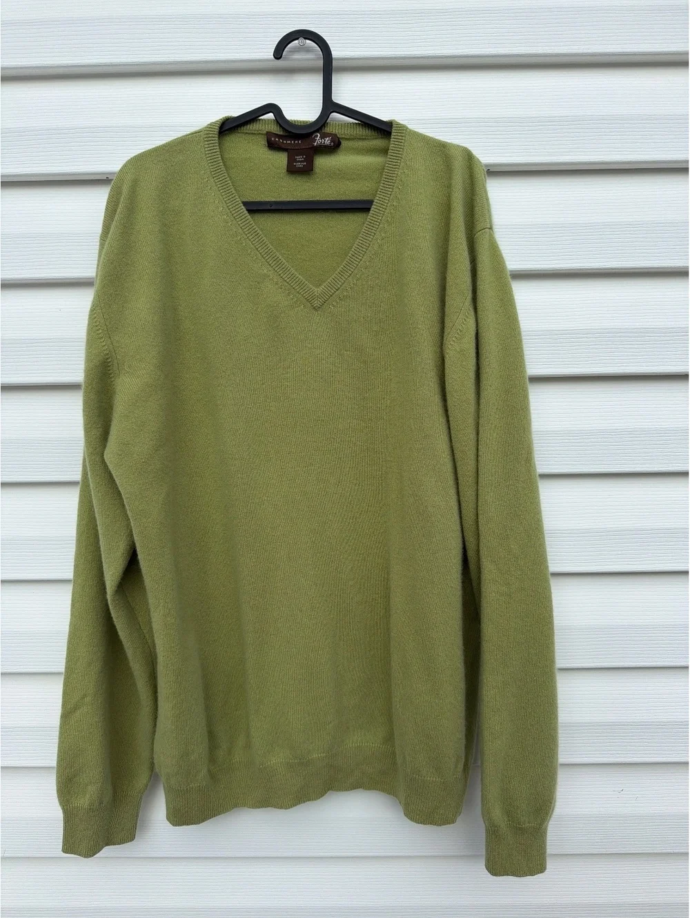 Cashmere Forte Women's Size L Green V-Neck Long Sleeve Sweater